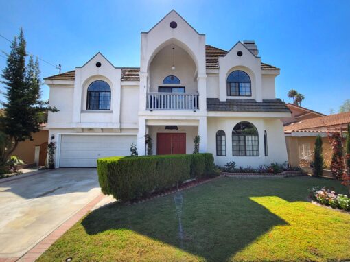 7936 HARPER AVE, DOWNEY CA | 6 BED | 4.5 BATH | 3,889 SQ FT | RV PARKING