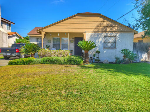 12724 Glenshire Rd., Downey CA | PRICE $680K | 3 BED + 1 BATH | 1,045 SQ FT