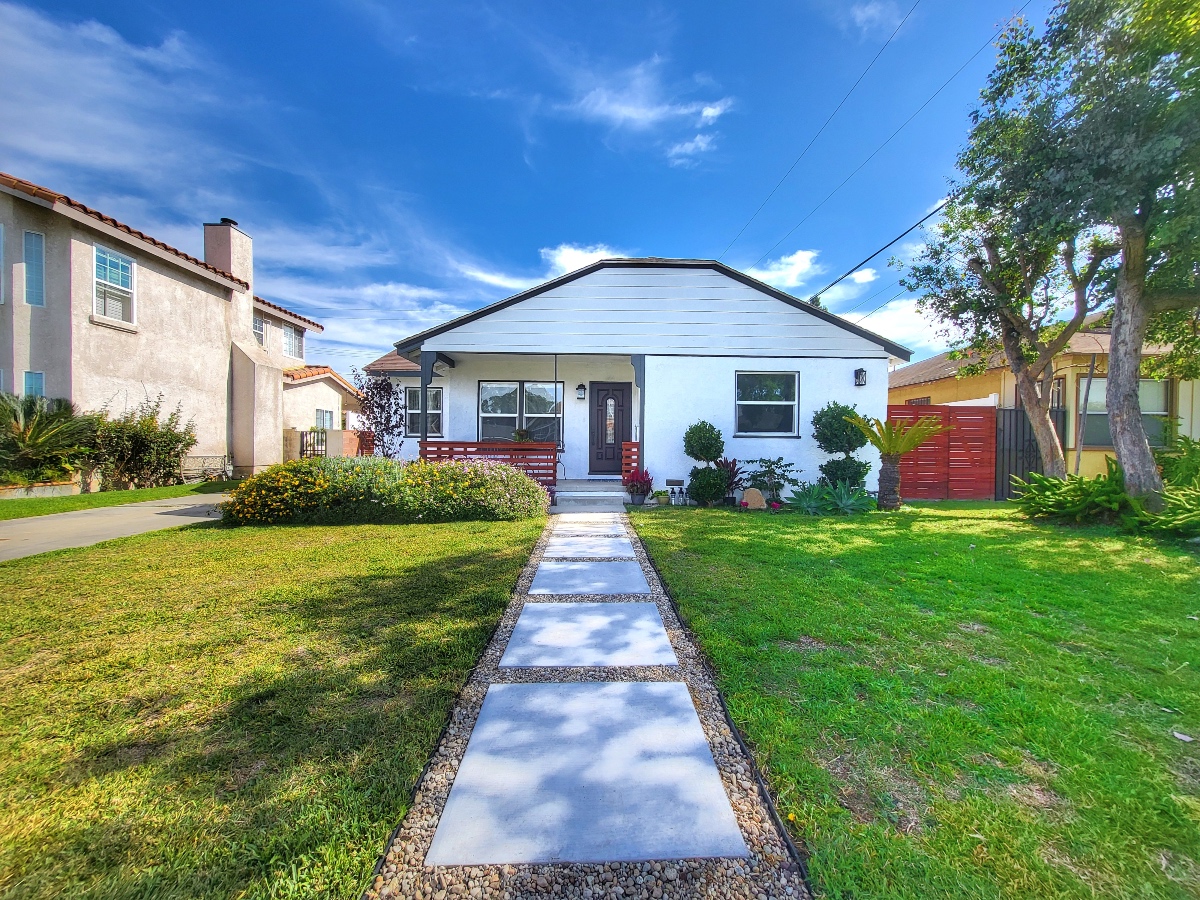 12022 Horton Avenue, Downey, California