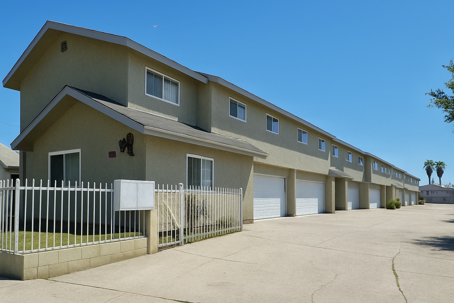 Colmar 12 7044 De Palma St, Downey CA